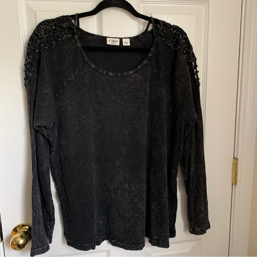 Cato 22/24 black long sleeve shirt with shoulder cut out detail